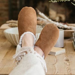 Jenni Kayne Suede Moroccan Slipper in Black Sz L